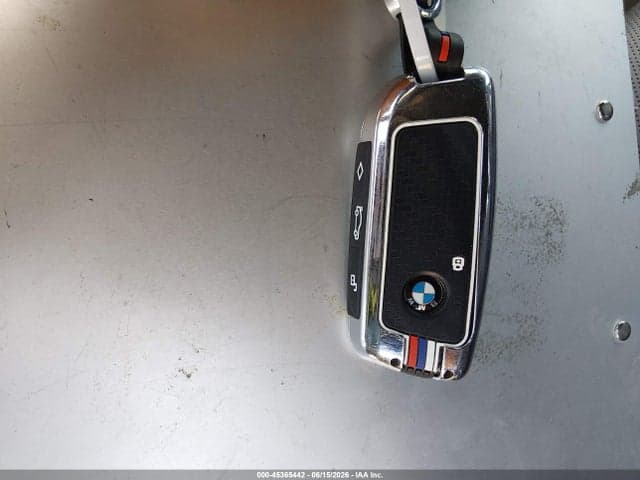 2026 BMW IX XDRIVE45 11
