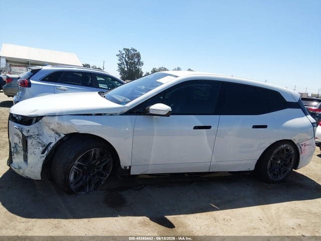 2026 BMW IX XDRIVE45 14