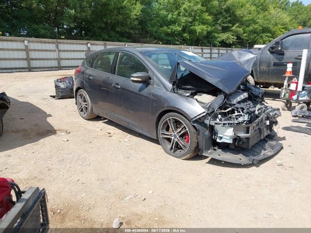2018 FORD FOCUS ST 1