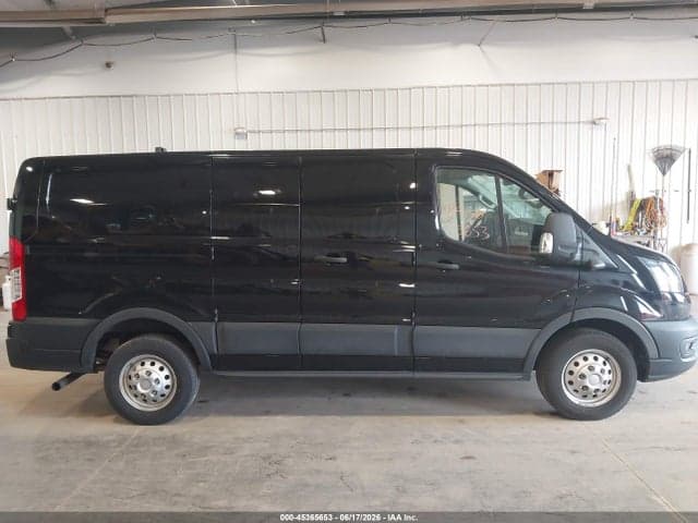 2022 FORD TRANSIT-150 16