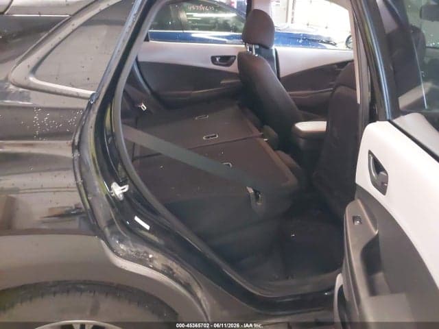 2020 HYUNDAI KONA SEL 8