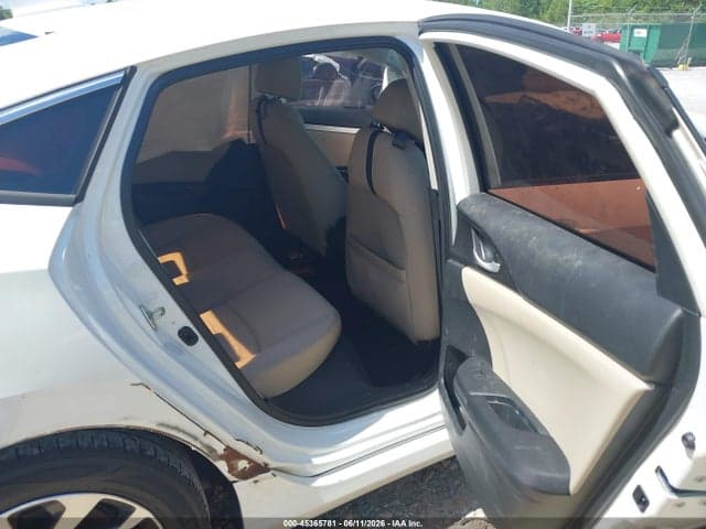 2018 HONDA CIVIC EX 8