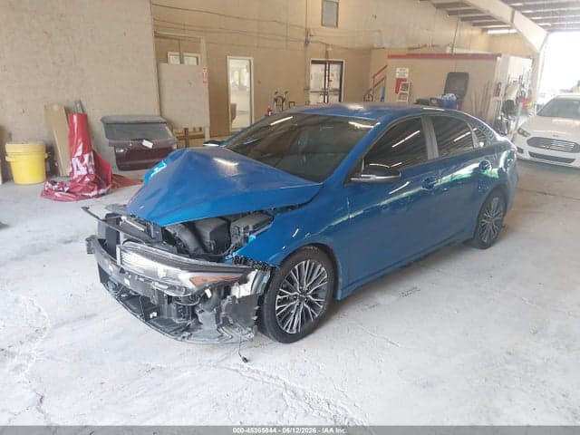 2023 KIA FORTE GT-LINE 2