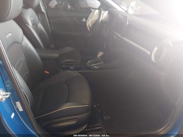 2023 KIA FORTE GT-LINE 5