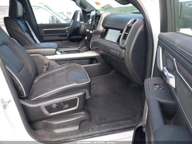 2025 RAM 1500 LARAMIE 4X4 6'4 BOX 5
