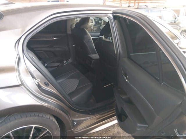 2023 TOYOTA CAMRY SE 8