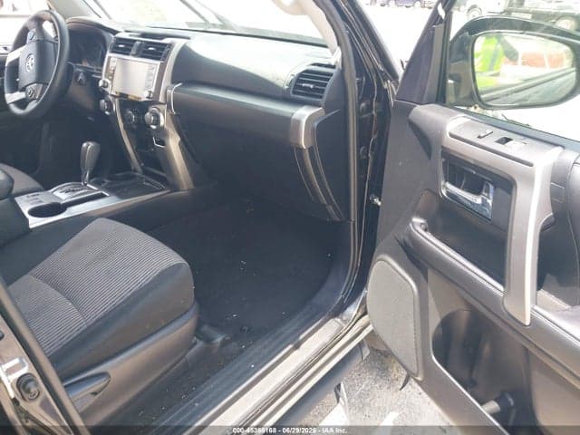 2024 TOYOTA 4RUNNER SR5 5