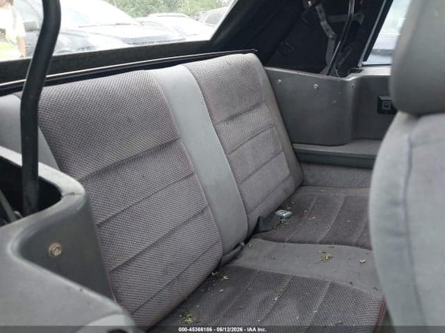 1985 FORD MUSTANG LX/GT 8