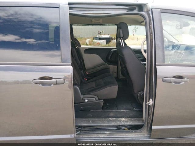 2019 DODGE GRAND CARAVAN SE 8