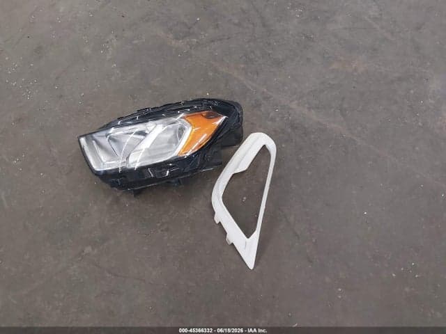 2019 FORD ECOSPORT SE 12