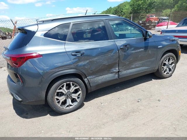 2023 KIA SELTOS EX 4