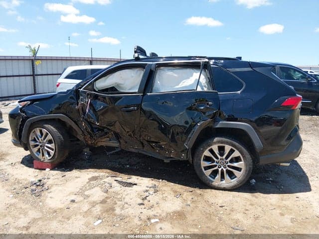 2019 TOYOTA RAV4 XLE PREMIUM 13