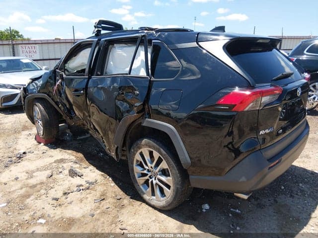 2019 TOYOTA RAV4 XLE PREMIUM 3