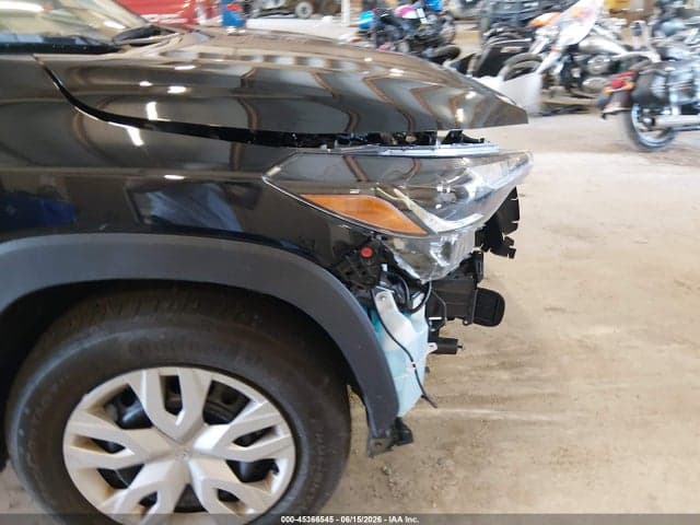 2025 TOYOTA COROLLA CROSS L 6