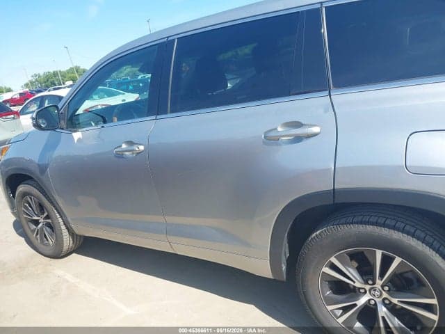 2018 TOYOTA HIGHLANDER LE 14