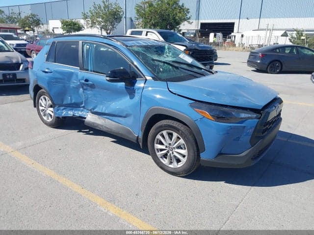 2026 TOYOTA COROLLA CROSS LE 1