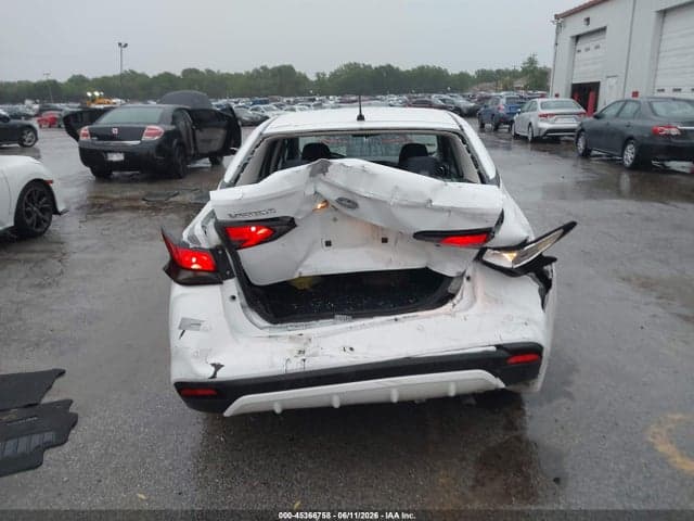 2024 NISSAN VERSA 1.6 S 15