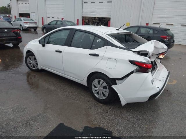 2024 NISSAN VERSA 1.6 S 3