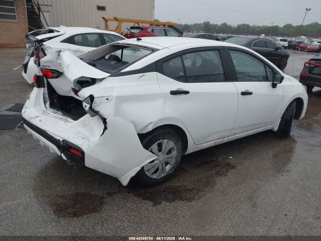 2024 NISSAN VERSA 1.6 S 4