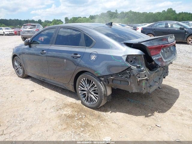 2023 KIA FORTE GT-LINE 3