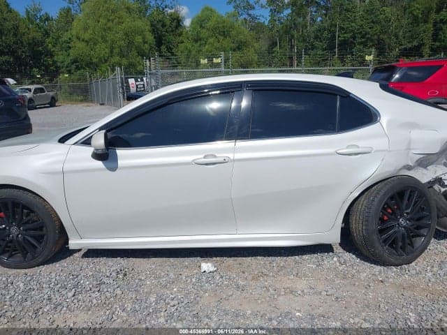 2022 TOYOTA CAMRY XSE 15
