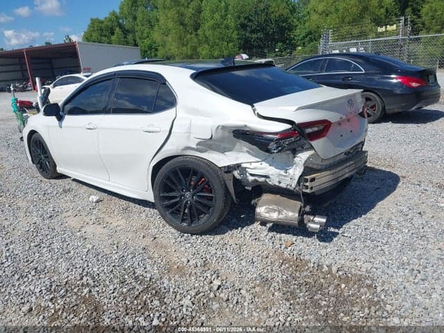 2022 TOYOTA CAMRY XSE 3