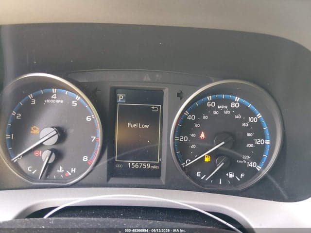 2017 TOYOTA RAV4 LE 7