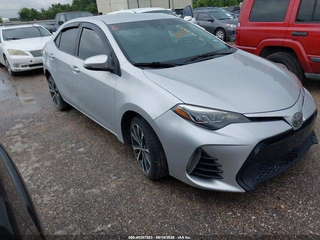 2017 TOYOTA COROLLA SE 1
