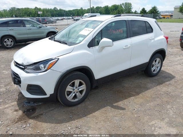 2020 CHEVROLET TRAX AWD LT 2
