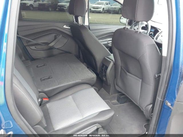 2017 FORD ESCAPE SE 8