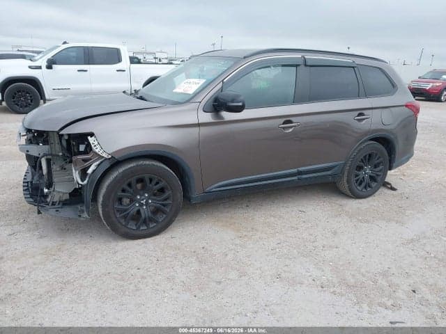 2018 MITSUBISHI OUTLANDER LE 2