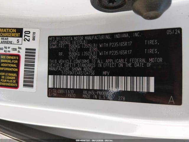 2024 TOYOTA SIENNA XLE 9