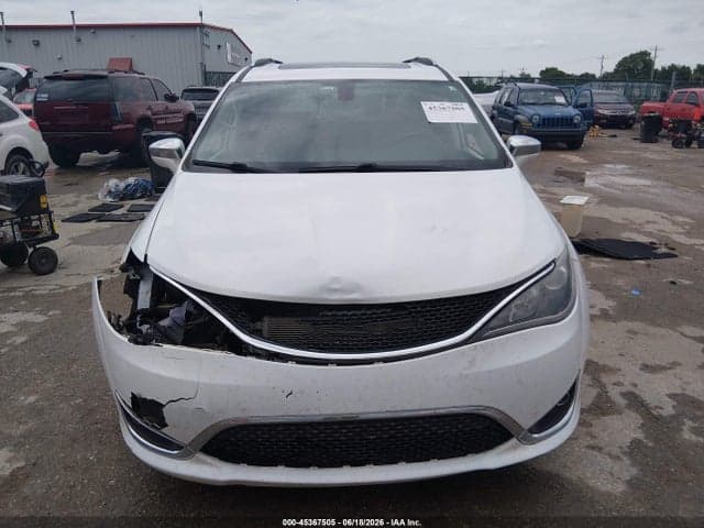 2020 CHRYSLER PACIFICA LIMITED 12