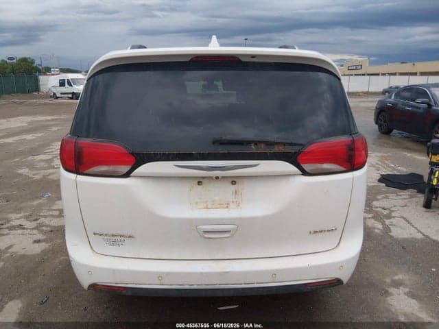 2020 CHRYSLER PACIFICA LIMITED 16