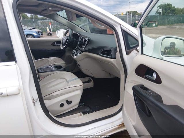 2020 CHRYSLER PACIFICA LIMITED 5