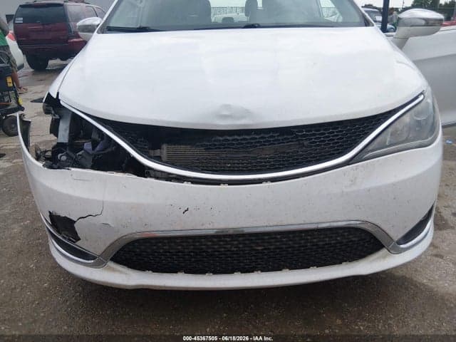 2020 CHRYSLER PACIFICA LIMITED 6