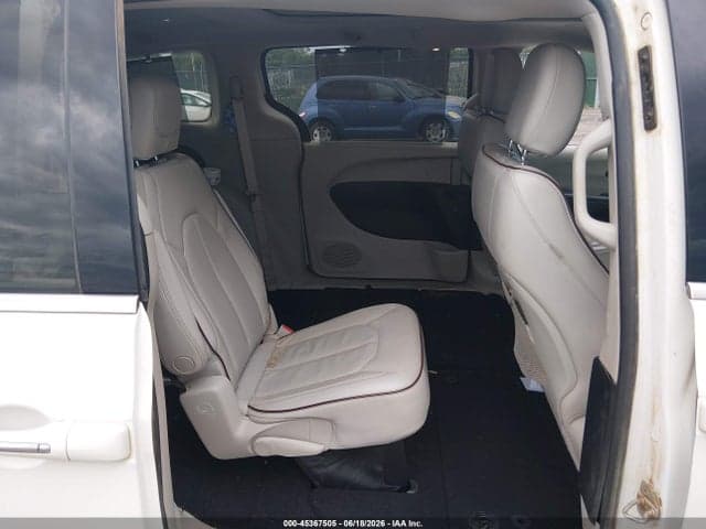 2020 CHRYSLER PACIFICA LIMITED 8