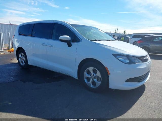 2017 CHRYSLER PACIFICA LX 1