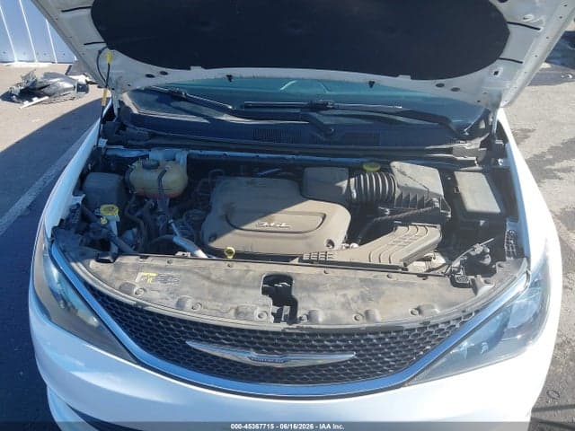 2017 CHRYSLER PACIFICA LX 10