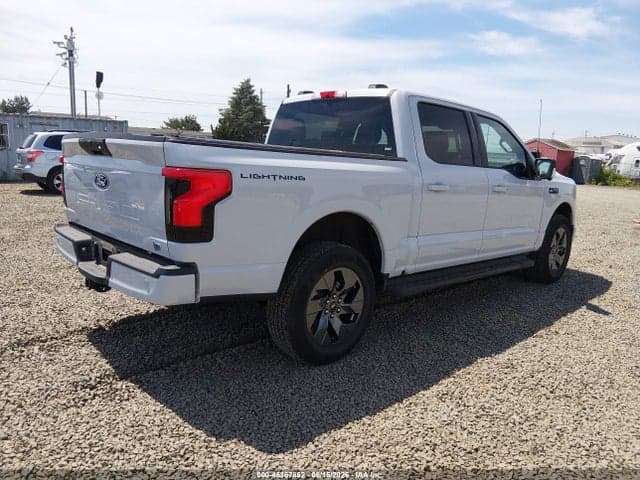 2025 FORD F-150 LIGHTNING FLASH 4
