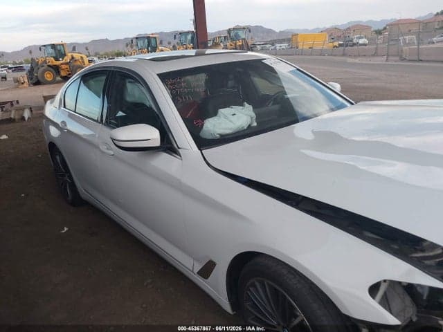 2021 BMW 530I 13