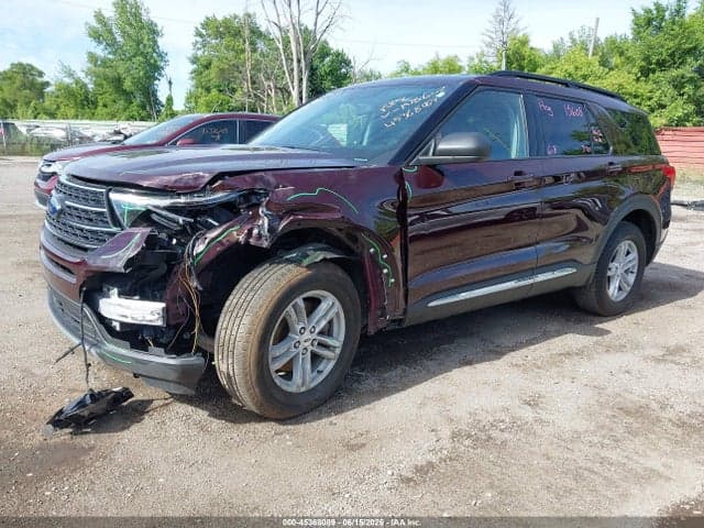 2023 FORD EXPLORER XLT 2