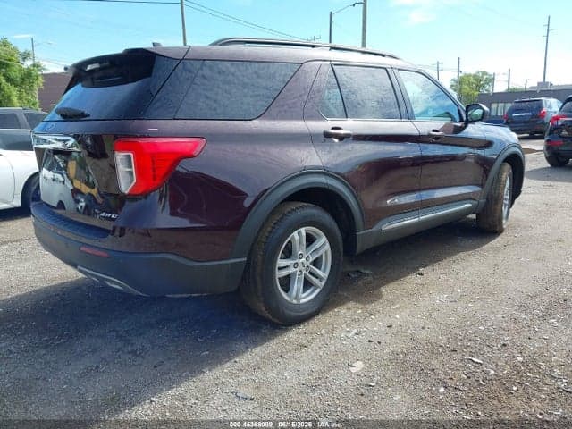 2023 FORD EXPLORER XLT 4