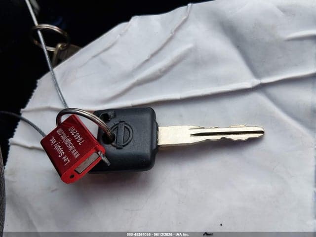 2017 NISSAN VERSA 1.6 S+ 11