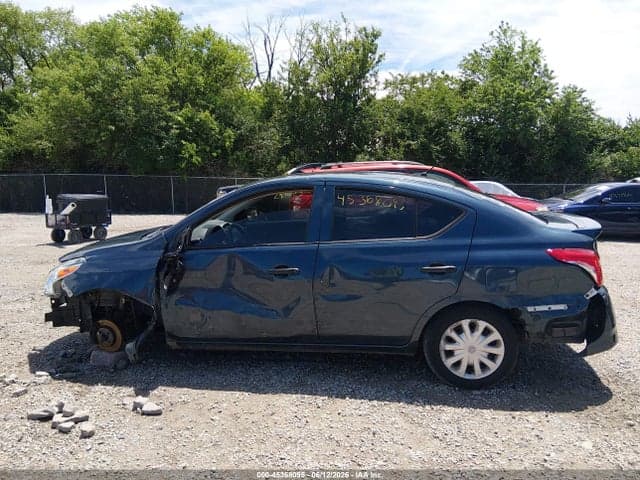 2017 NISSAN VERSA 1.6 S+ 15