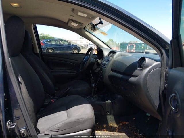 2017 NISSAN VERSA 1.6 S+ 5