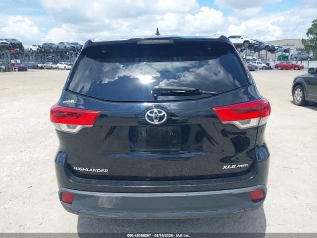 2019 TOYOTA HIGHLANDER XLE 16