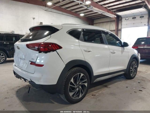 2020 HYUNDAI TUCSON SPORT 4