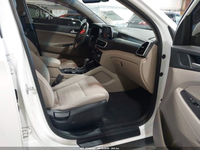 2020 HYUNDAI TUCSON SPORT 5