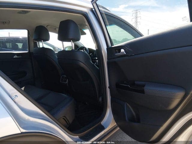 2019 KIA SPORTAGE EX 8